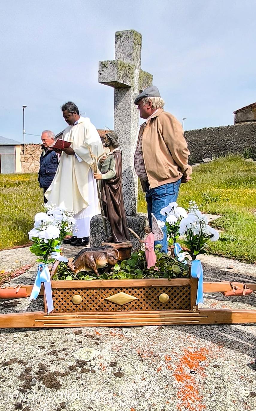 Bendiciones a los campos de Nava de Béjar