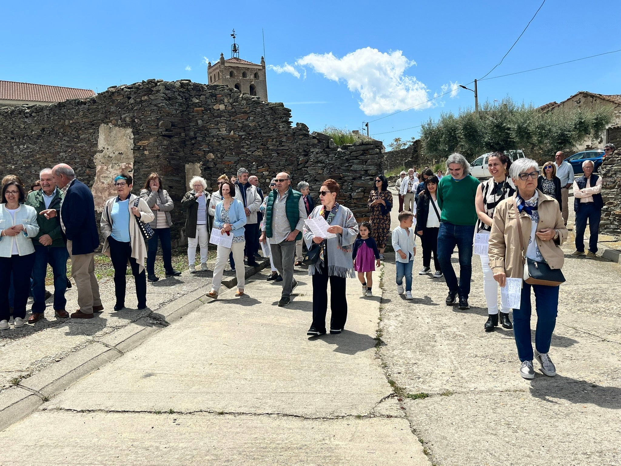 Eucaristía, bendición de campos y convite en Salvatierra de Tormes para honrar a San Isidro