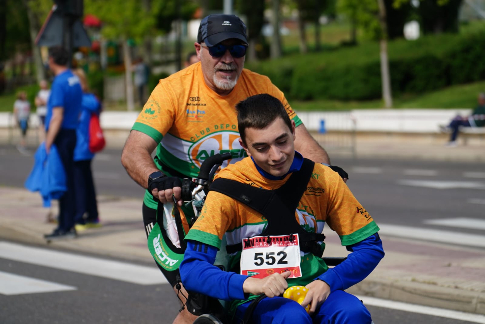 Adrián Martín y Ester Rodríguez se proclaman vencedores de la XIII Carrera Cívico-Militar San Fernando