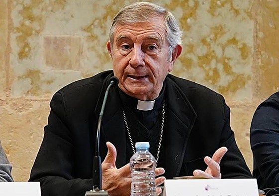 El obispo dice que «no es un acierto» mostrar así el cuerpo de Santa Teresa: «Solo alienta el morbo»