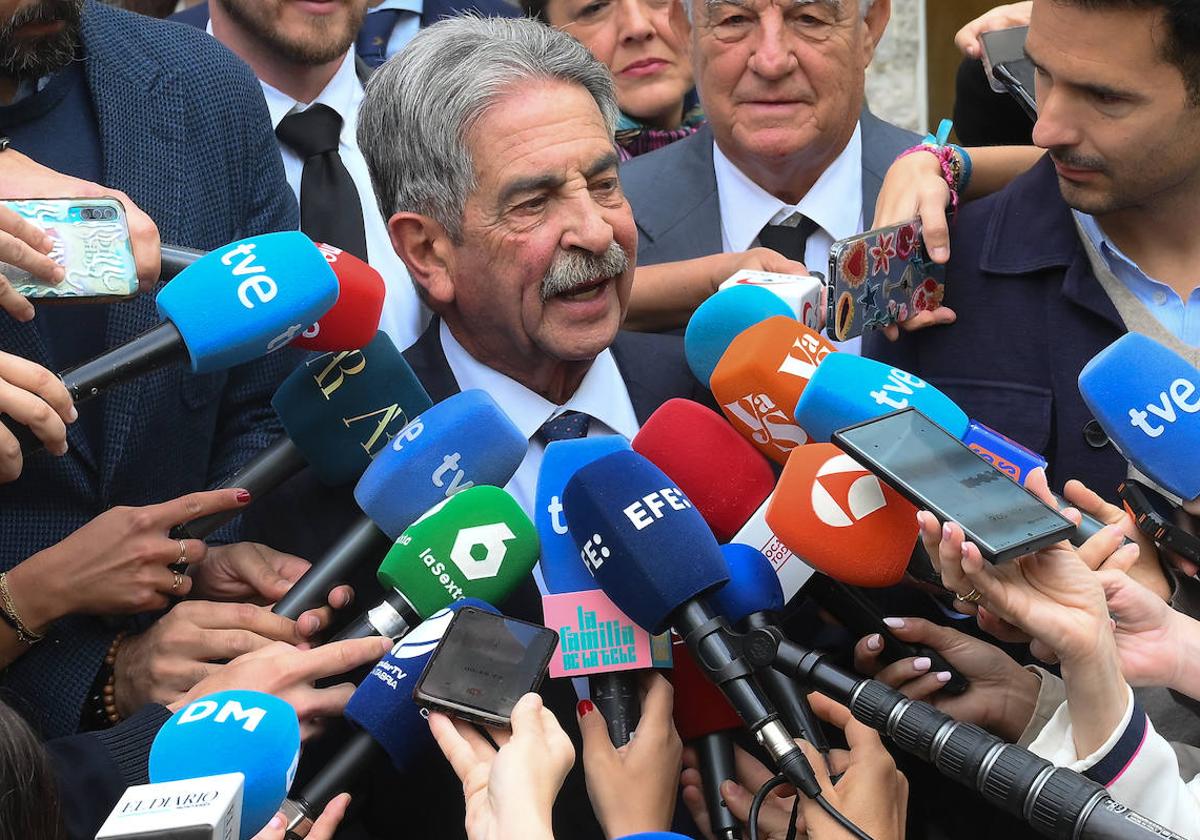 El rey emérito demandará a Revilla en los juzgados de Madrid tras la fallida conciliación