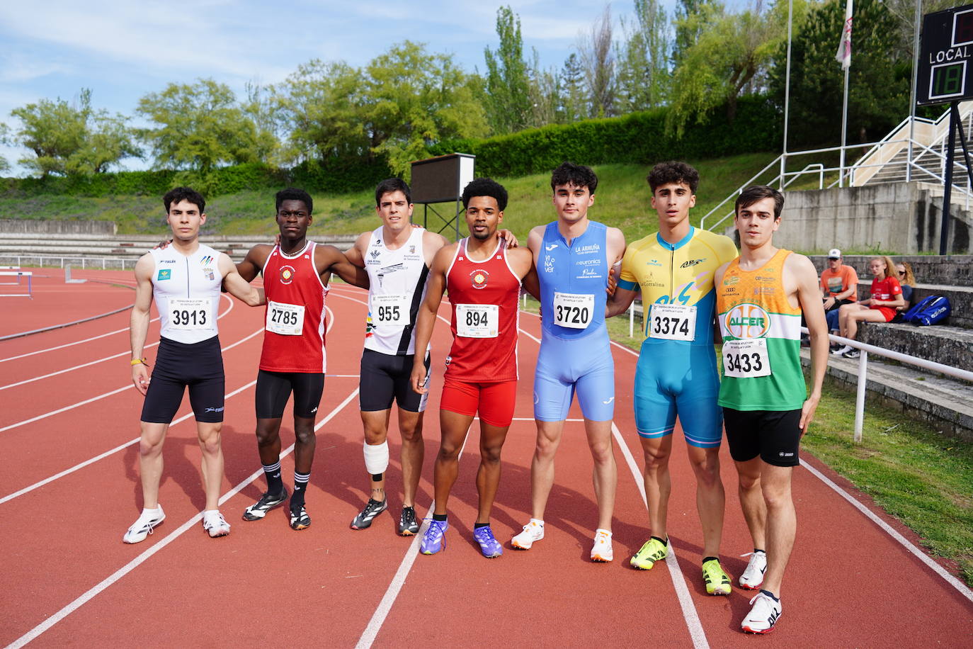 Otra gran tarde de atletismo en Las Pistas con marcas muy destacadas