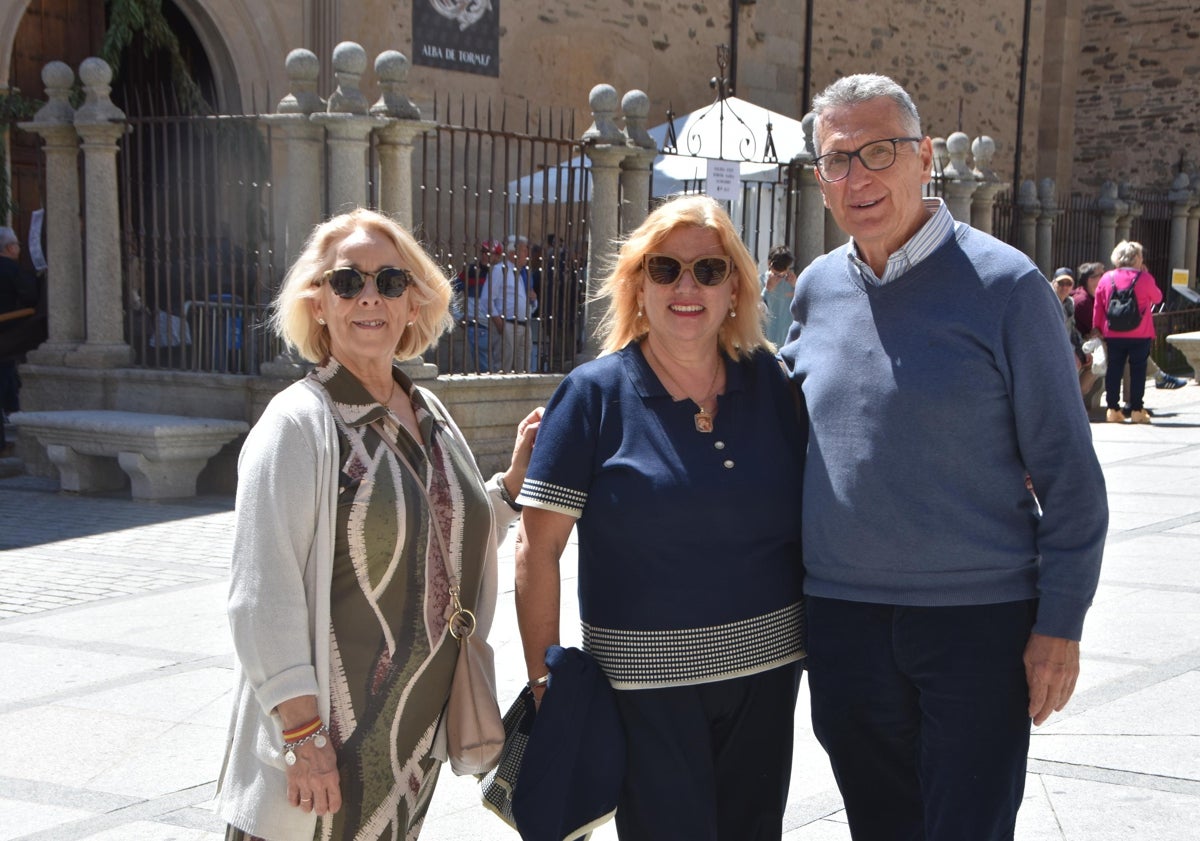 Imagen principal - «Santa Teresa siempre estuvo a mi lado en el poste de la portería»