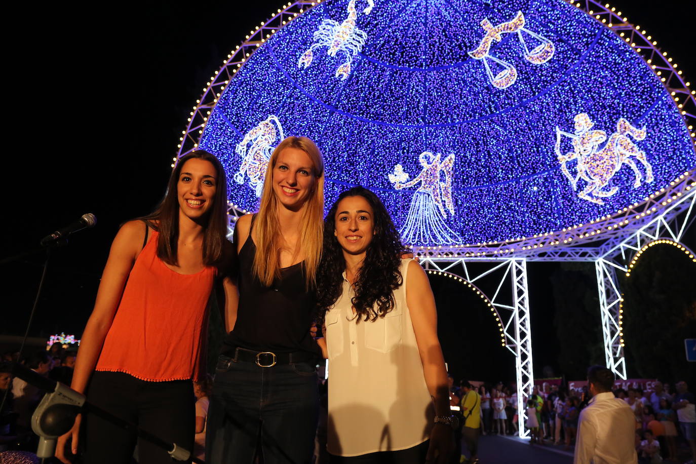 En las Ferias y Fiestas de 2016, Silvia Domínguez, Laura Quevedo y Laura Gil, platas olímpicas, fueron las encargadas del encendido del Real de la Feria de La Aldehuela.