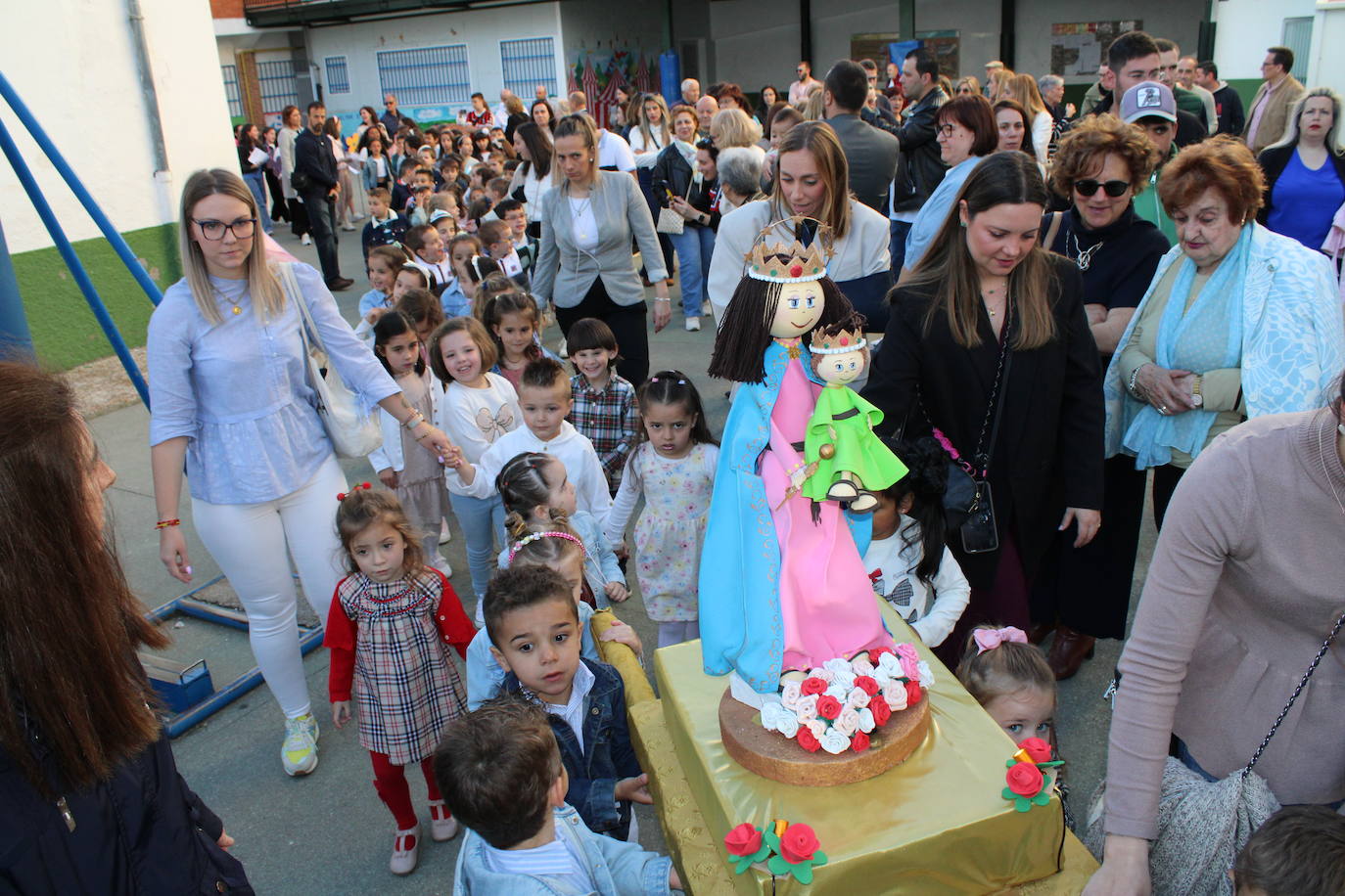 Béjar se vuelca con María Auxiliadora
