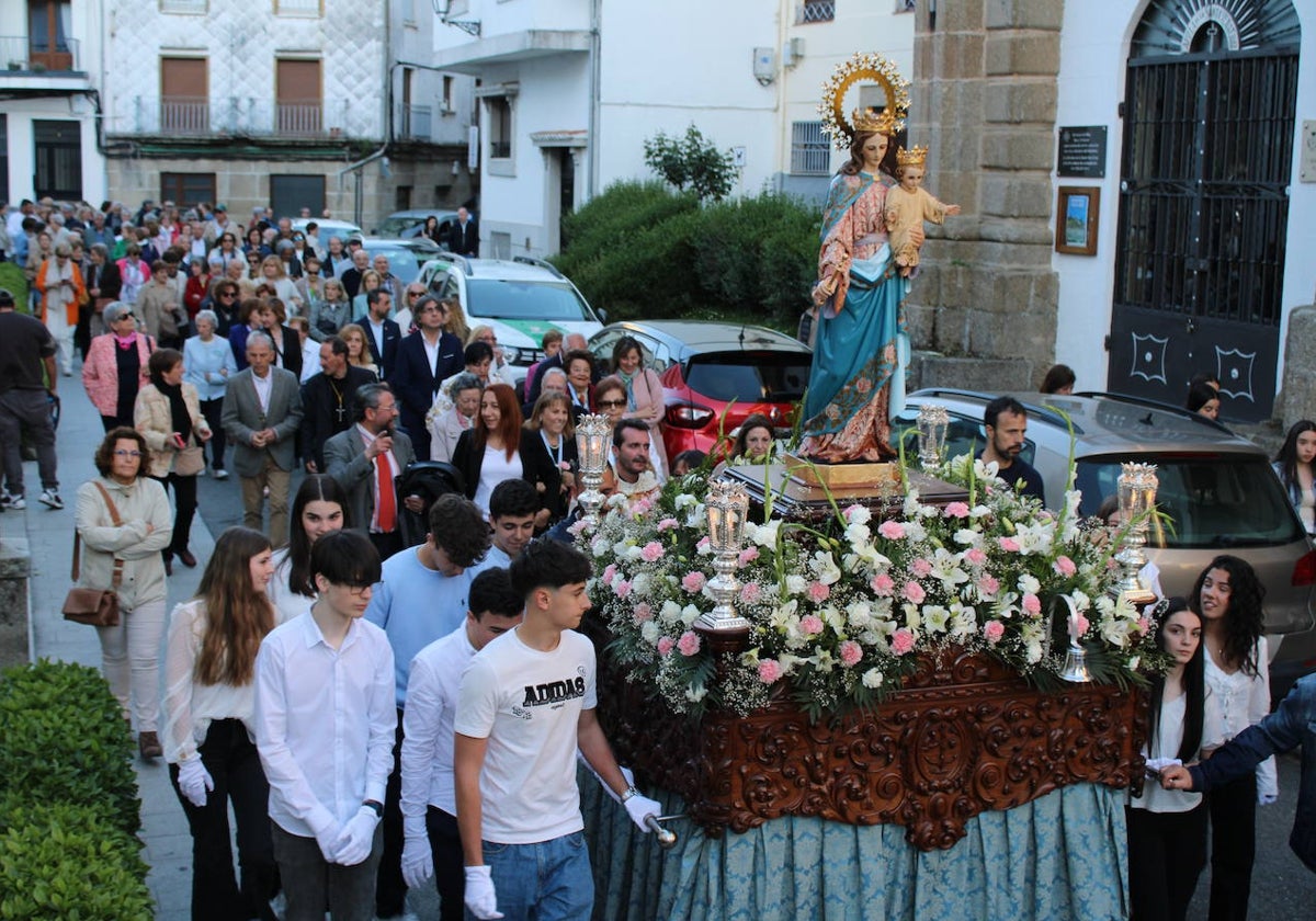 Béjar se vuelca con María Auxiliadora