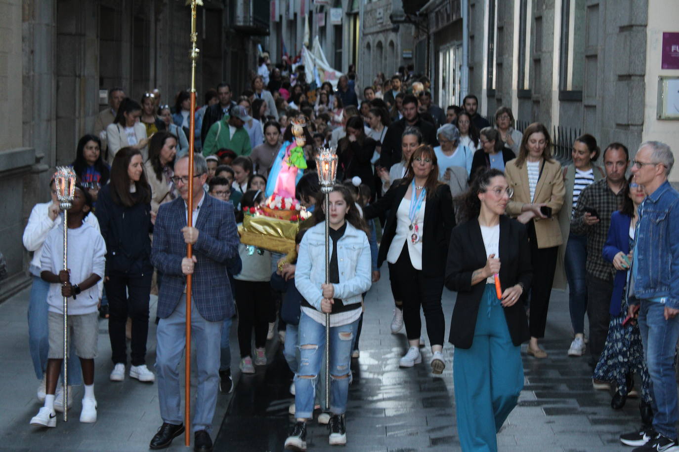 Béjar se vuelca con María Auxiliadora