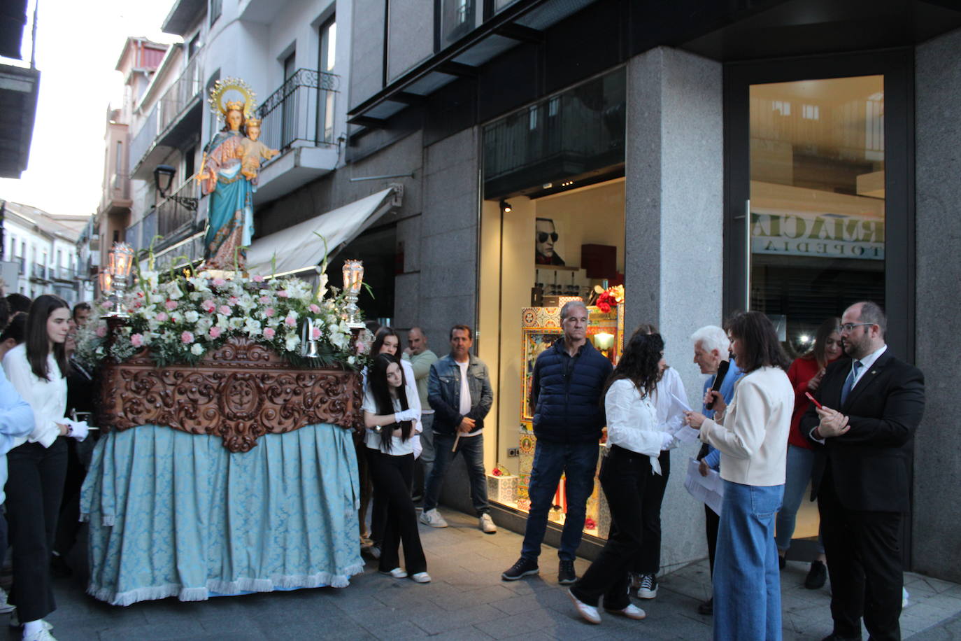 Béjar se vuelca con María Auxiliadora