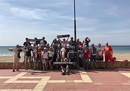 Instantánea de los aficionados de Unionistas desplazados a Águilas el 28 de mayo de 2017 antes del partido de vuelta de playoff de 3ª División.