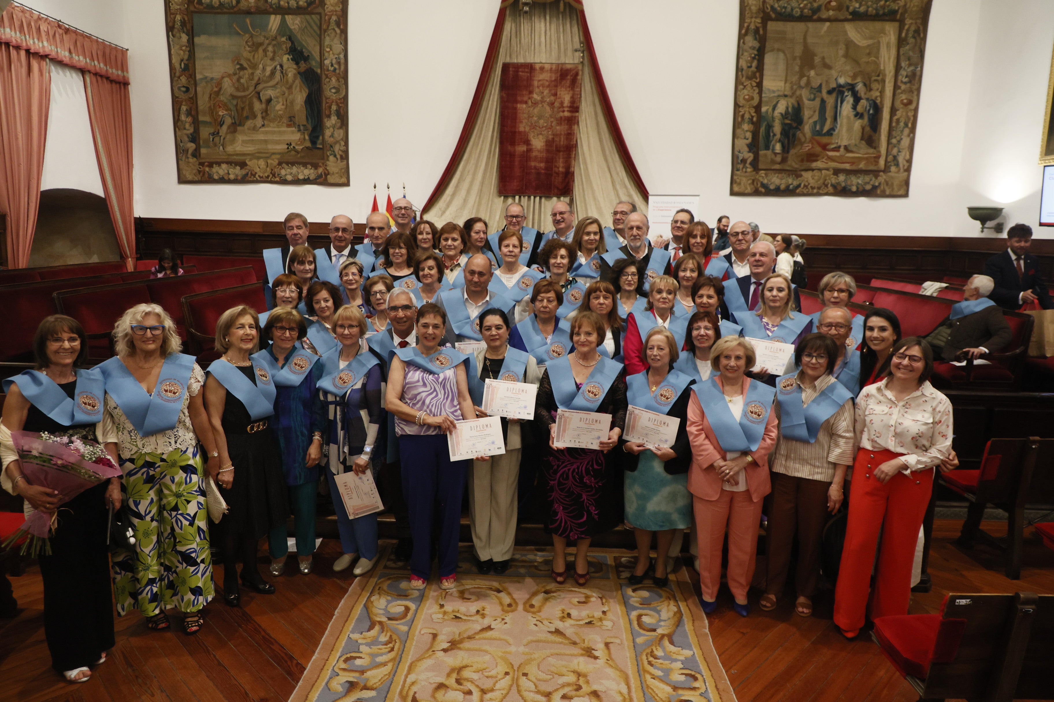 La graduación del programa Interuniversitario de la Experiencia en imágenes
