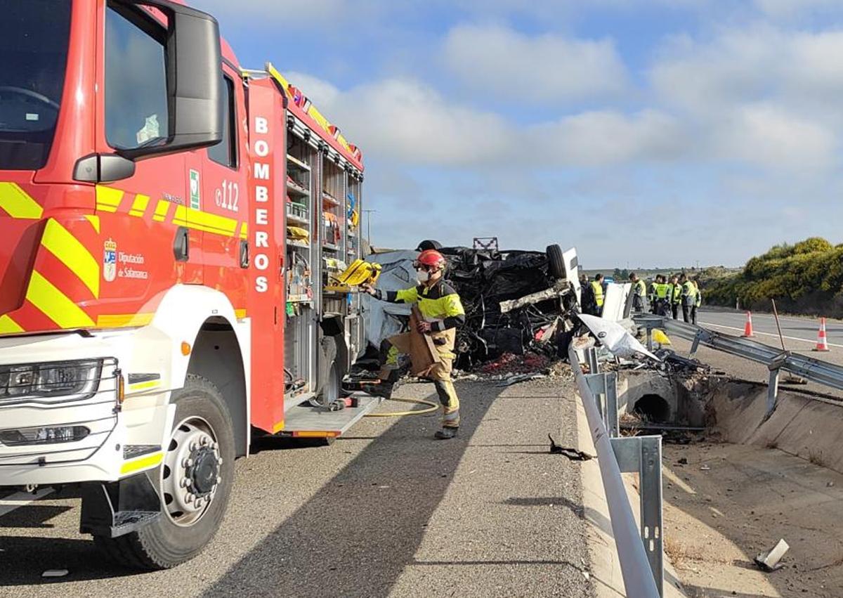 Imagen secundaria 1 - Fallece una persona en un accidente de tráfico en la A-66 a la altura de Mozárbez