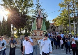 Procesión con la Virgen de la Misericordia.