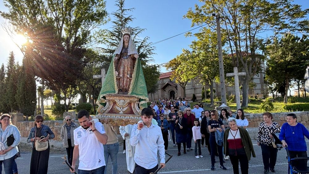 Cantalapiedra rinde culto a la Virgen de la Misericordia