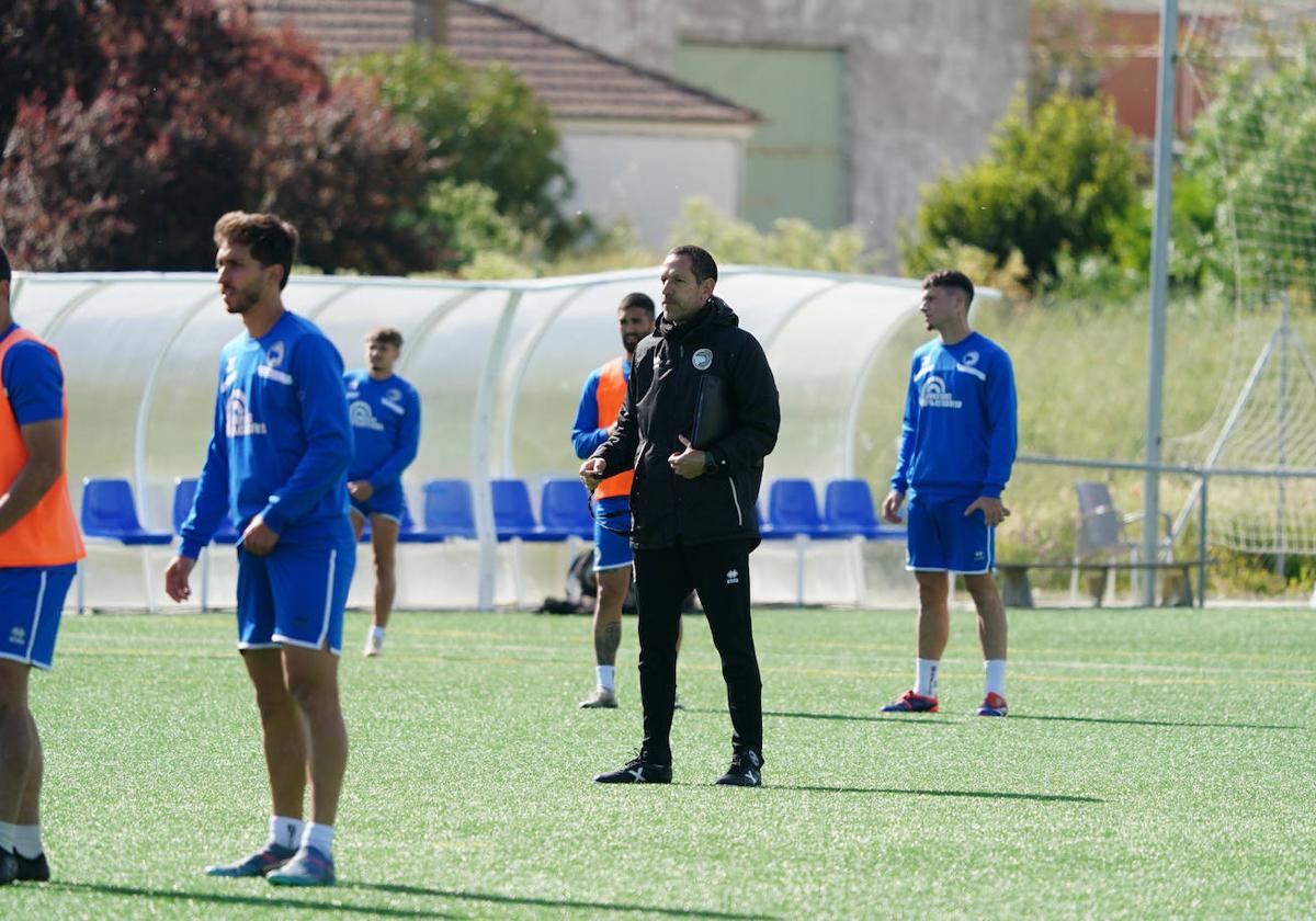 Imagen de un entrenamiento llevado a cabo por Unionistas en la presente temporada.
