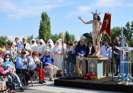 La imagen de Jesús Resucitado en el Via Lucis.
