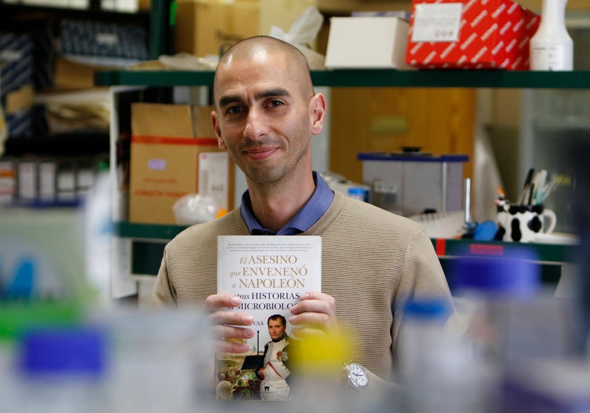 El catedrático de la Universidad Raúl Rivas, Premio COSCE a la difusión de la ciencia