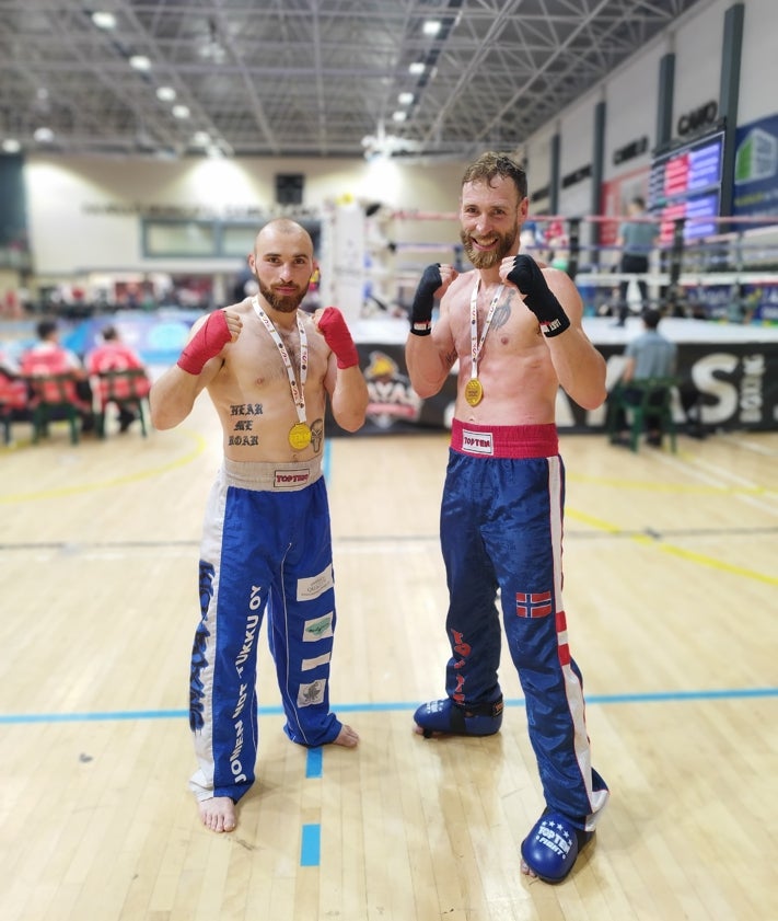 Imagen secundaria 2 - Seis oros, dos platas y un bronce para la Escuela Élite en el Campeonato de España de kickboxing y muaythai
