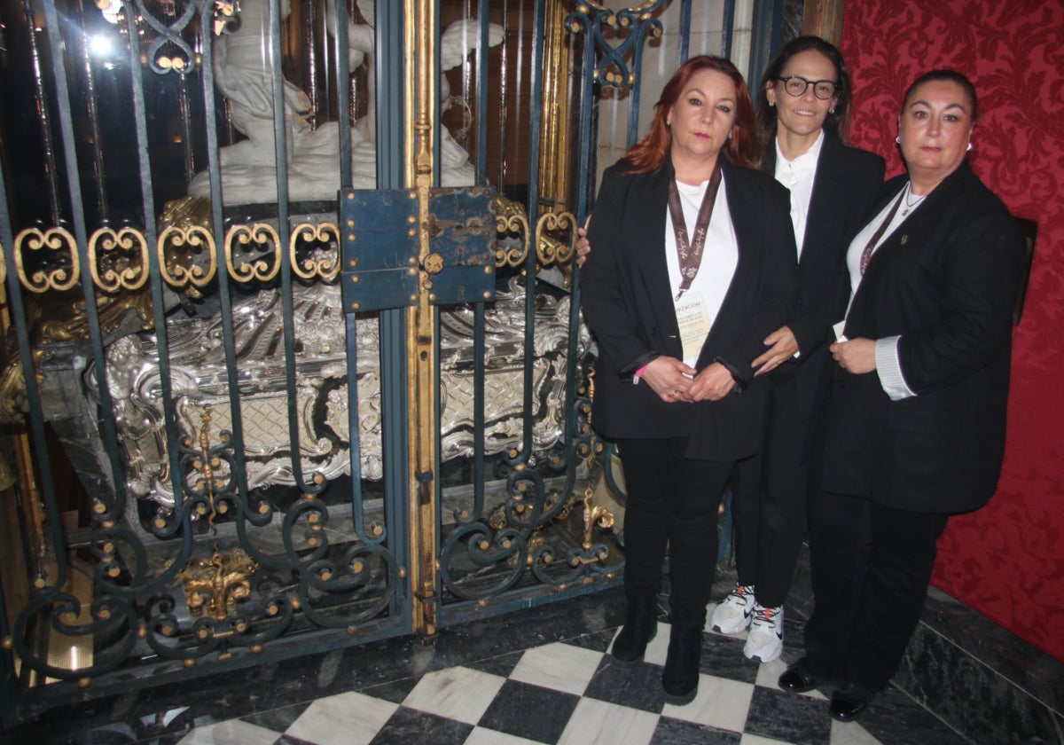 La nueva imagen del sepulcro de Santa Teresa de Jesús, de estreno el domingo