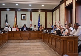 Imagen del pleno celebrado el pasado lunes en el Ayuntamiento de Béjar.