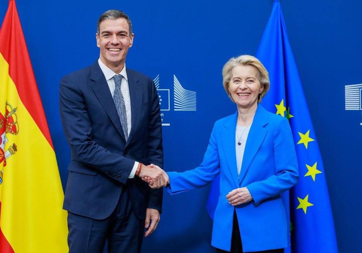 Sánchez pide a Von der Leyen aumentar la presión sobre Israel