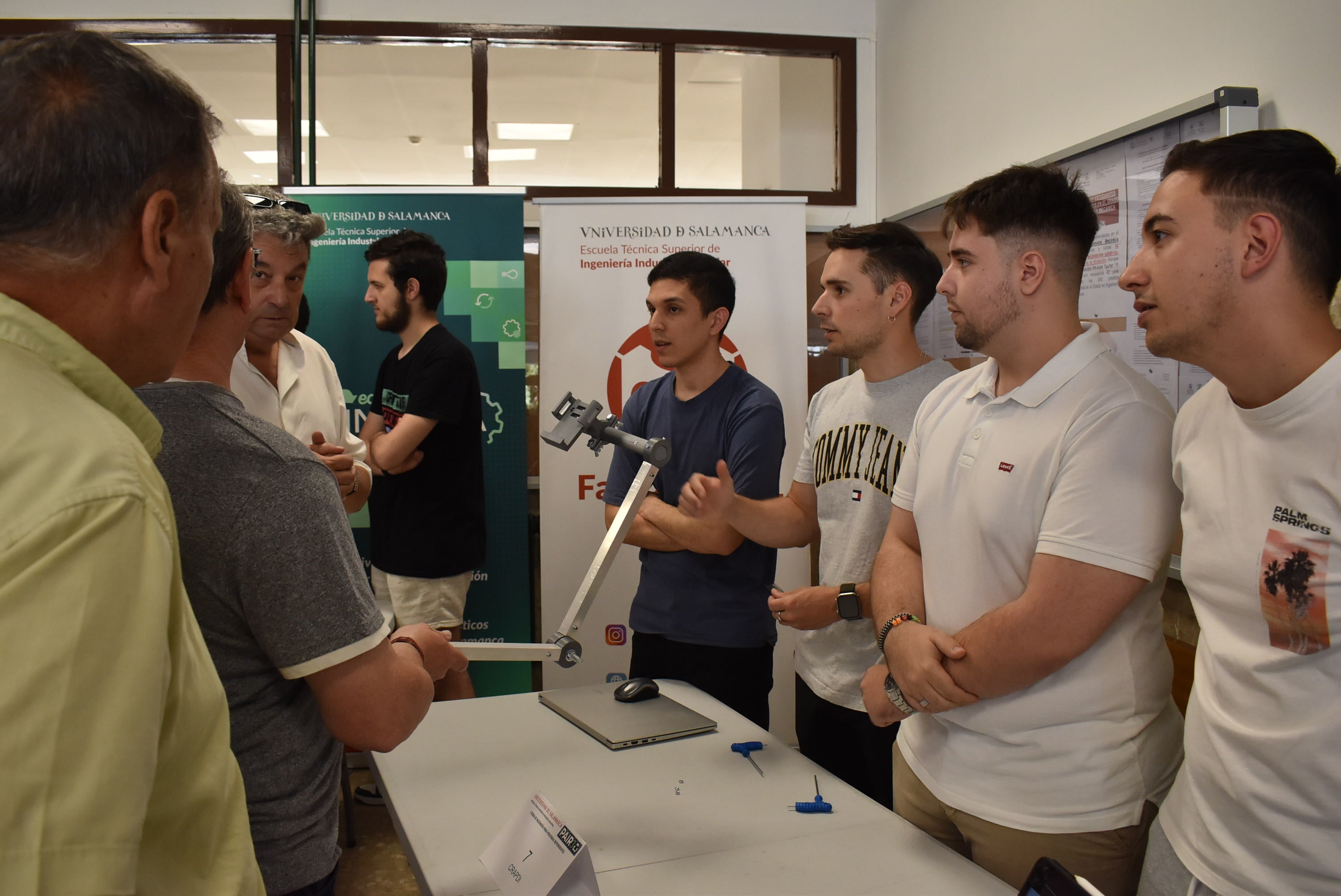 Béjar fomenta el carácter social de la ingeniería en la primera feria para personas dependientes