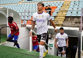 Joan Castaño, uno de los tres cedidos del Salamanca UDS, en su último partido con el cuadro charro.