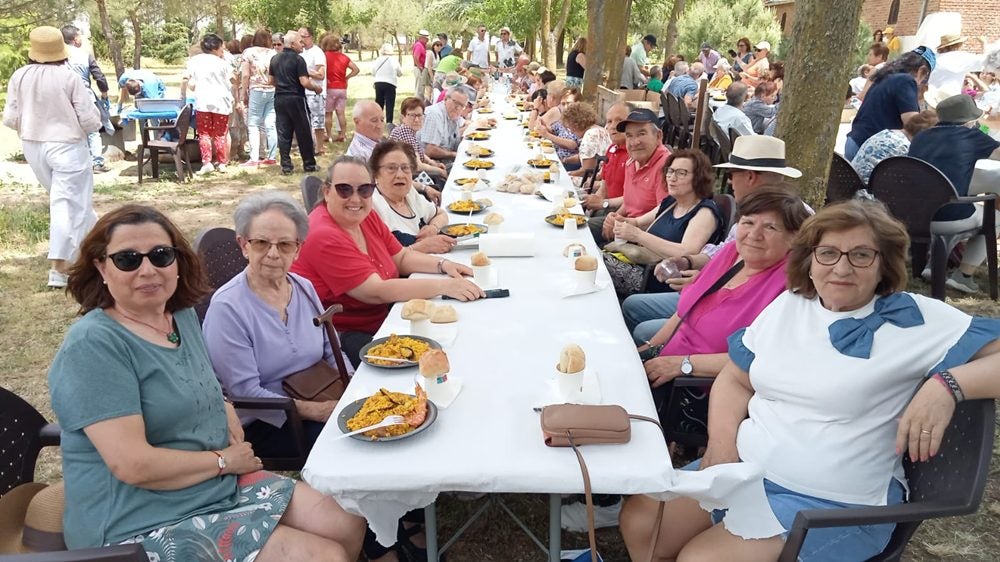 Siete parroquias celebran su fe en Paradinas