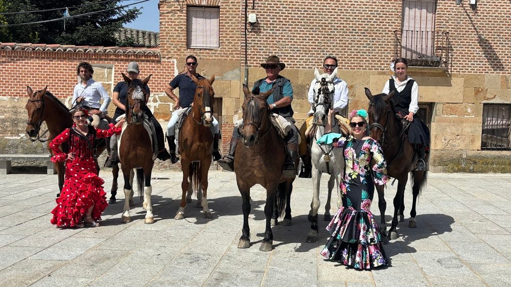 Encuentro con acento andaluz en la VI Feria Rociera de Villoria