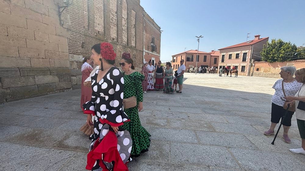 Encuentro con acento andaluz en la VI Feria Rociera de Villoria