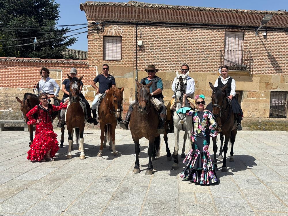Encuentro con acento andaluz en la VI Feria Rociera de Villoria