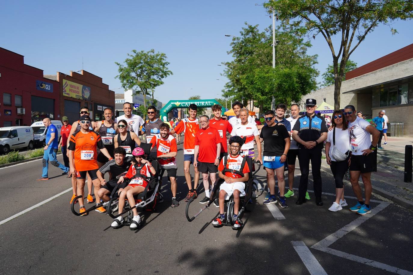Derroche de solidaridad en el 26º Cross de la Policía Local