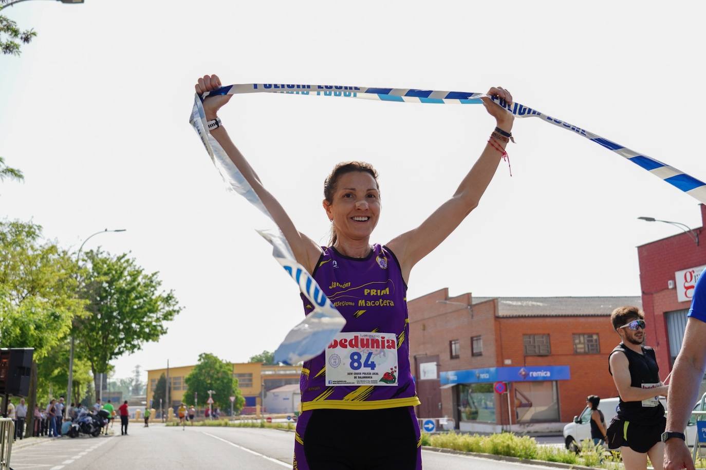 Derroche de solidaridad en el 26º Cross de la Policía Local