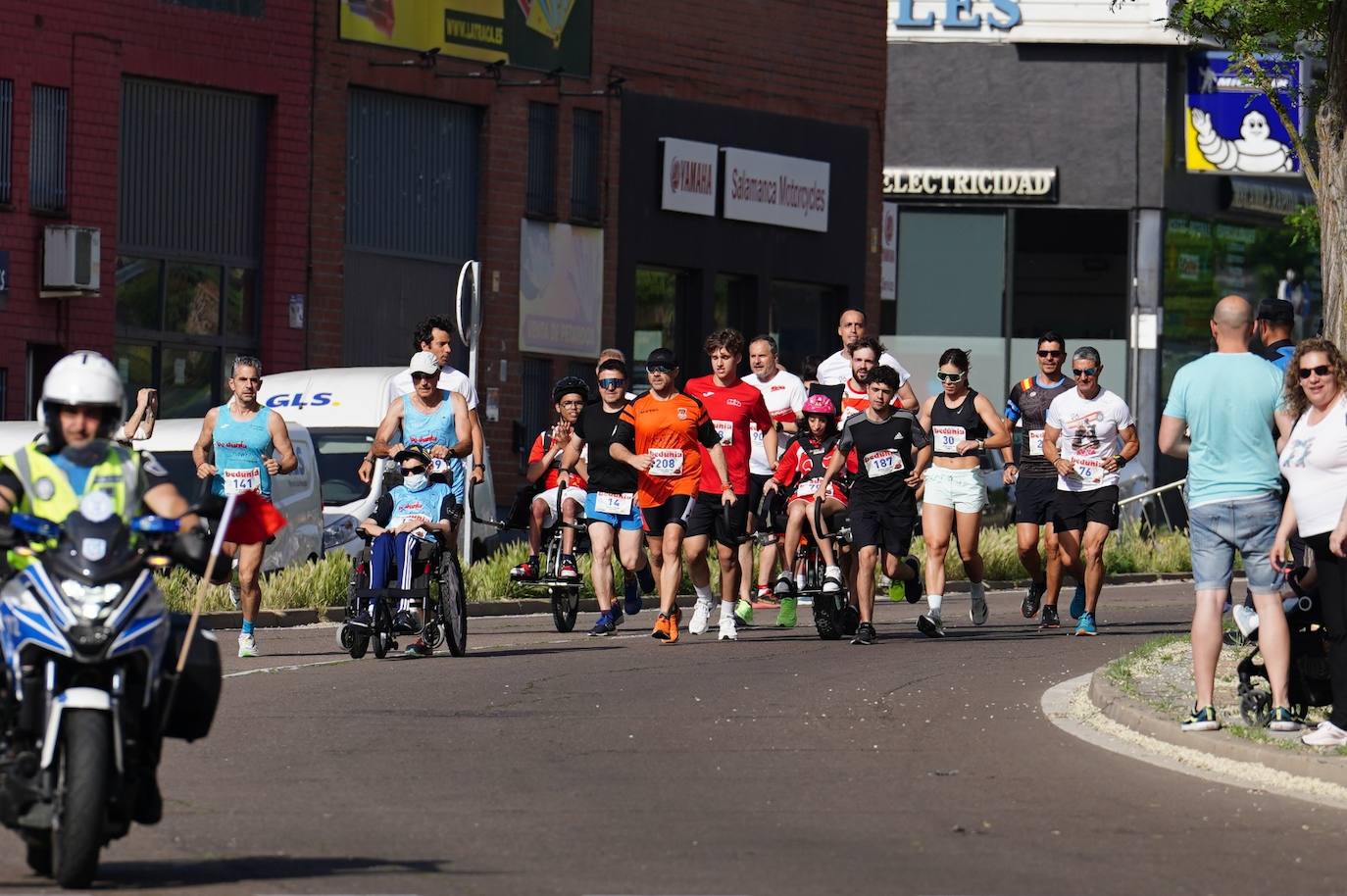 Derroche de solidaridad en el 26º Cross de la Policía Local