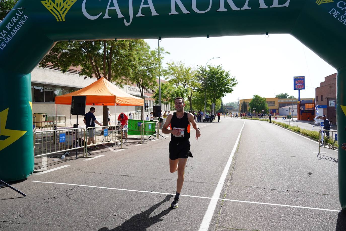 Derroche de solidaridad en el 26º Cross de la Policía Local