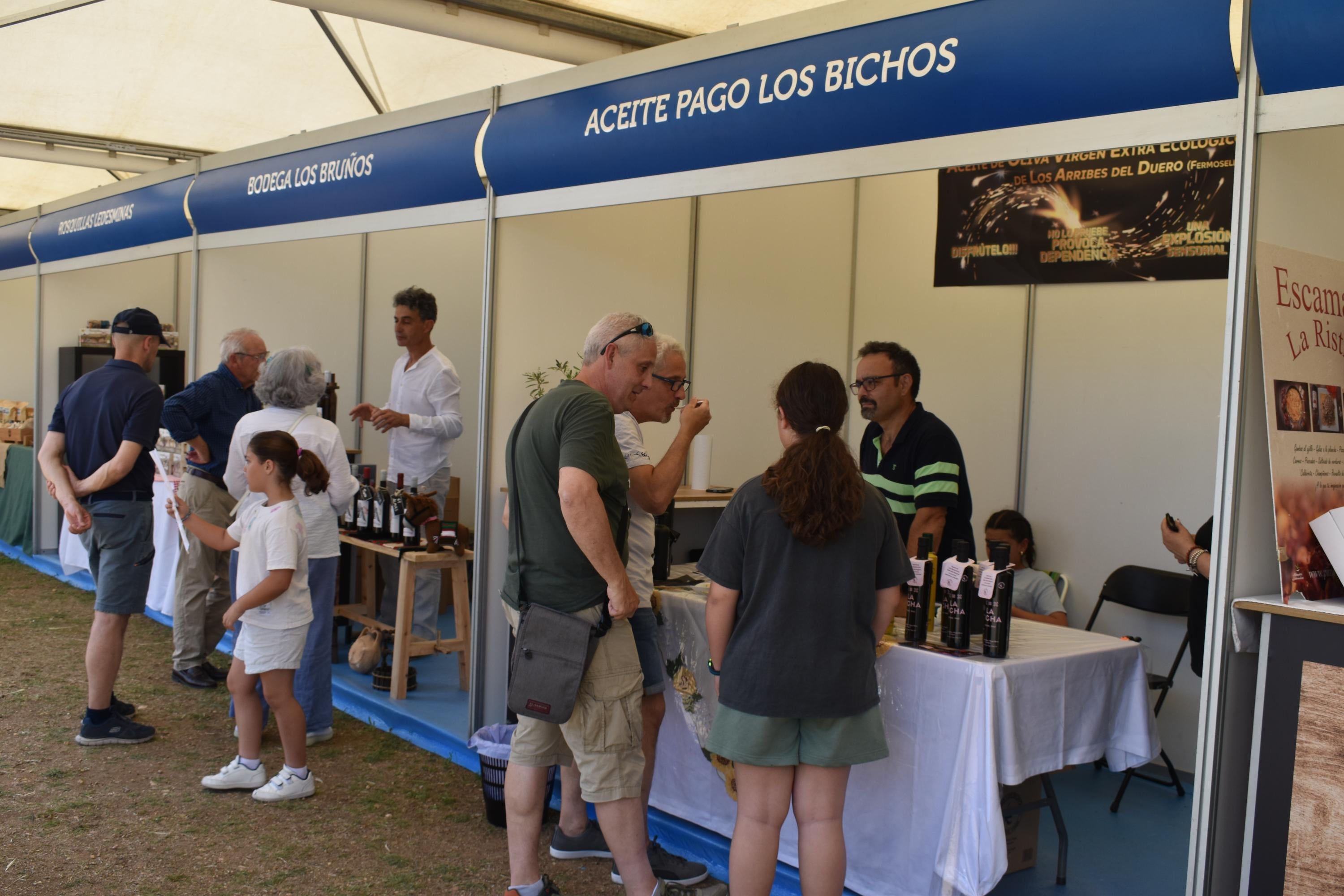Placeres culinarios y artículos artesanales para seducir al público en Ledesma