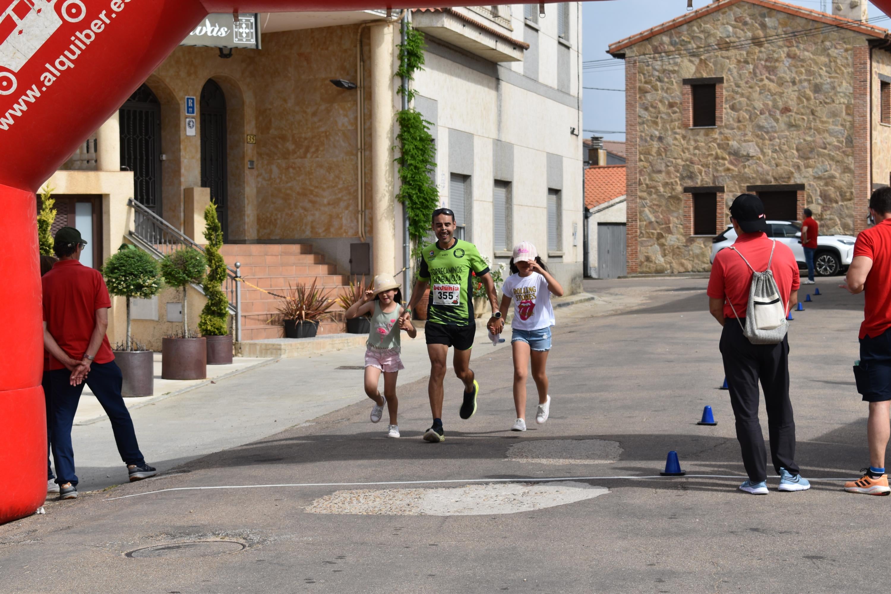 Ignacio Regalado y Sandra Santamaría ganan en Vega de Tirados en una sofocante prueba por duros caminos
