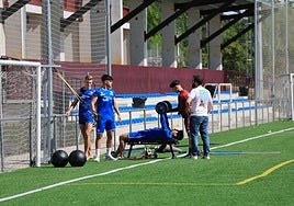 Iñaki González junto a Steffan y Aitor Pascual en la última sesión de entrenamiento de Unionistas de la pasada temporada.