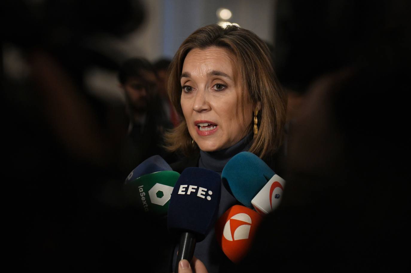 Gamarra acusa al PSOE de pactar una «omertá» con Leire Díez para ocultar documentos sensibles