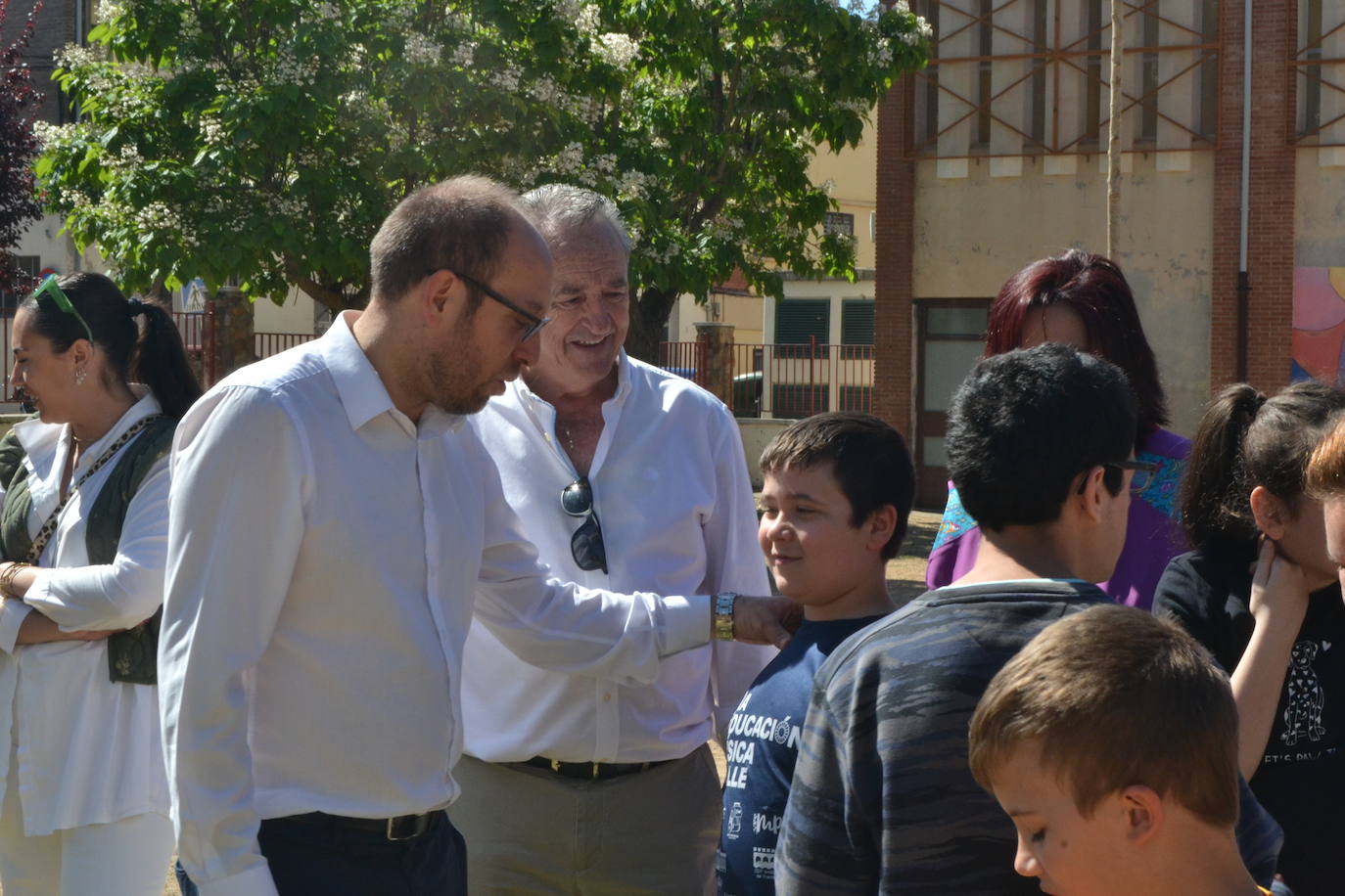 Ciudad Rodrigo celebra una multitudinaria plantación de árboles