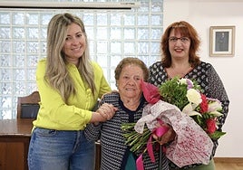 Laura Vicente, Josefa Bustillo y Teresa Herrero.