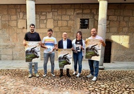 Daniel Vicente, Julián Salinas, Exuperancio Benito, Alexia Rivas y Esteban Pérez, en la presentación.