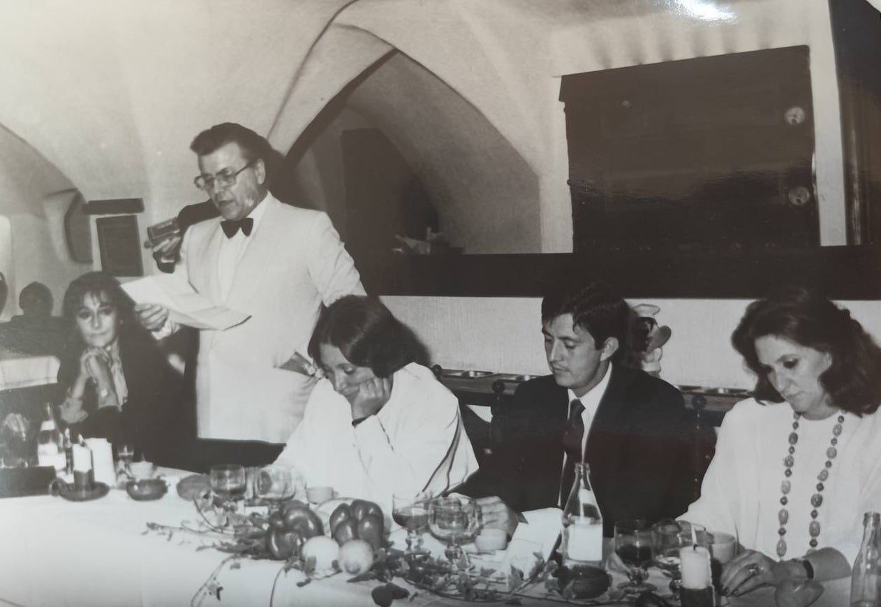 El 11 de septiembre de 1985 recibió el II premio de Salmantino del Año que otorgaba el Restaurante Paladini. 