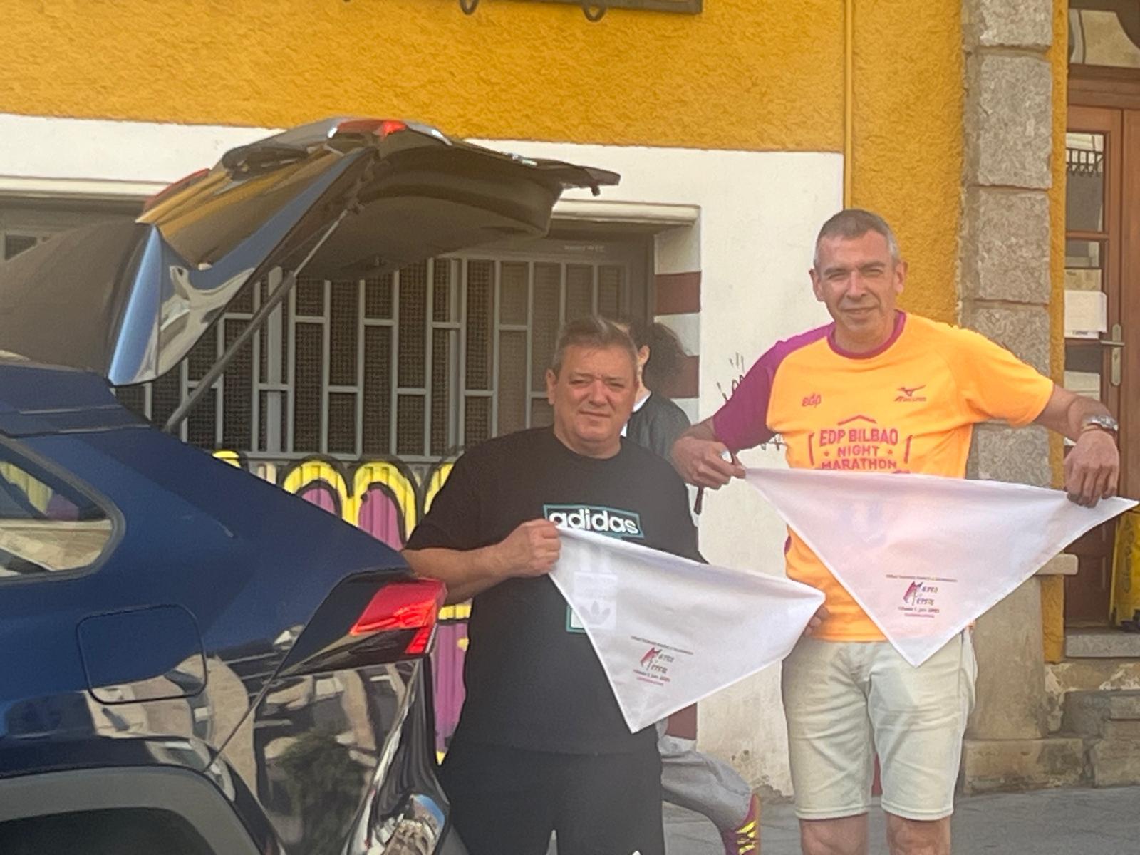 Los salmantinos que han viajado a Nimes a la alternativa de Marco Pérez