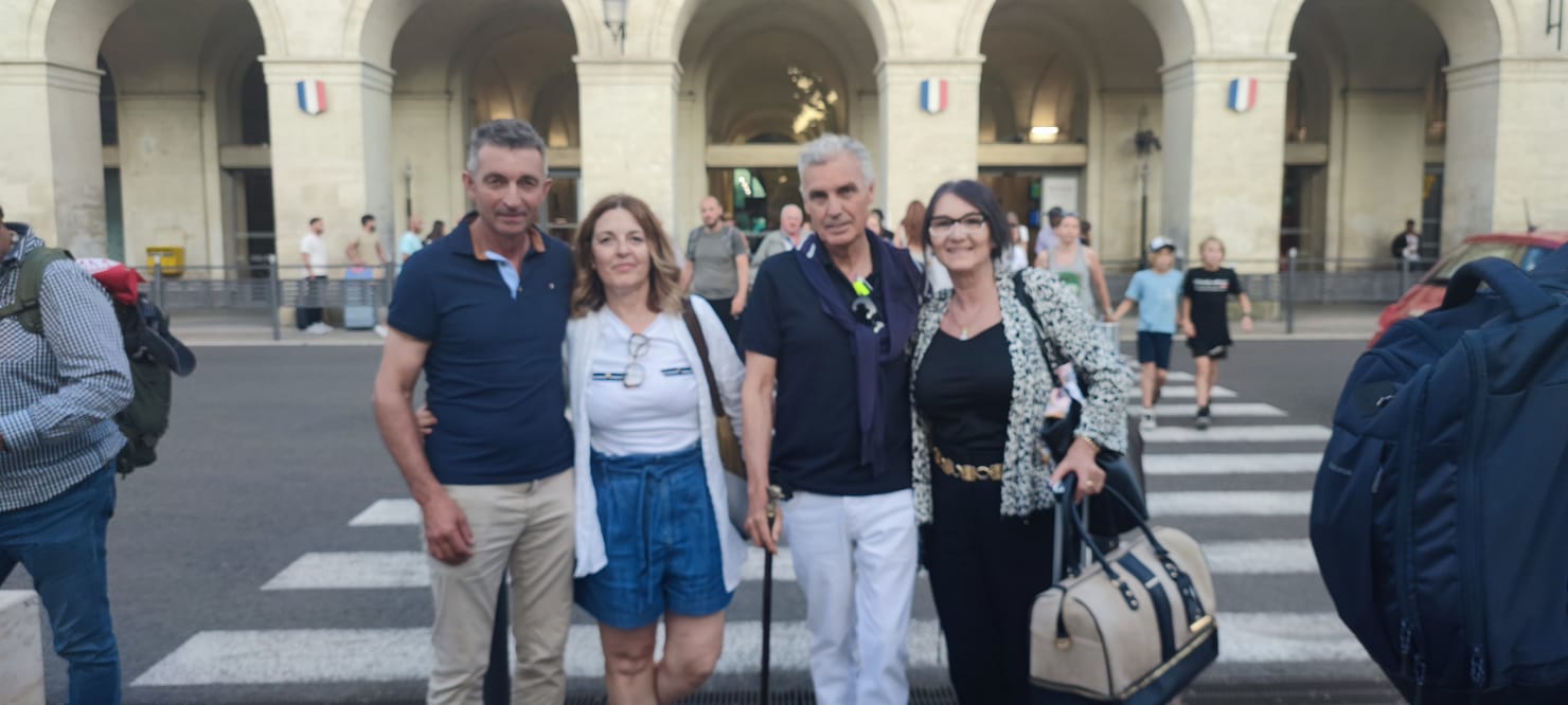 Los salmantinos que han viajado a Nimes a la alternativa de Marco Pérez