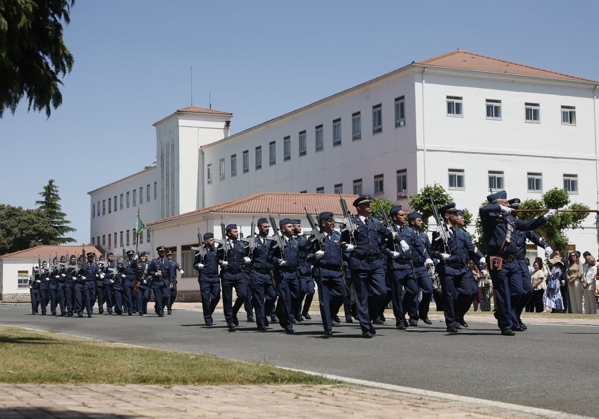 La clausura del curso académico del Grupo de Escuelas de la Base Aérea de Matacán, en imágenes