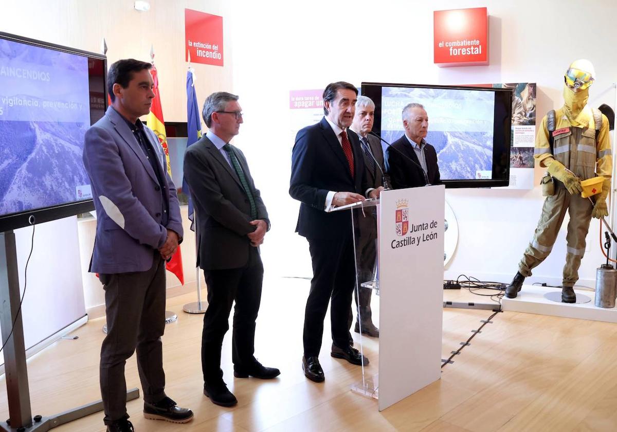 Castilla y León activa el mayor operativo contra incendios forestales con 4.720 profesionales desde el 12 de junio