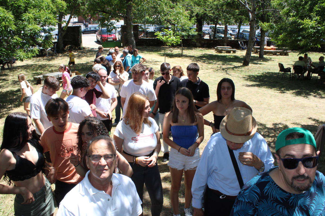 Puerto de Béjar disfruta de la romería al fresco de Santa Bárbara