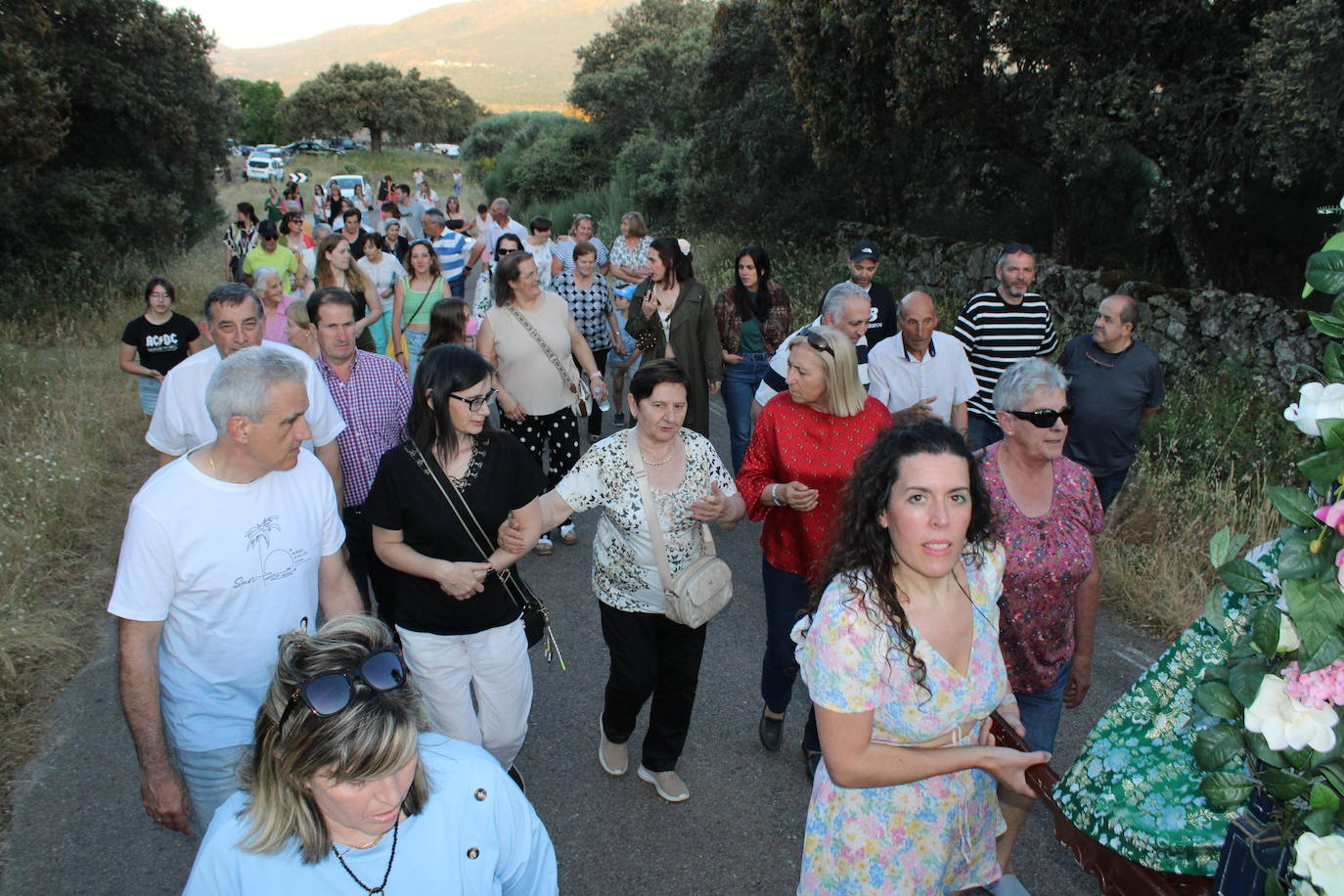 Valdefuentes de Sangusín recibe a la Virgen del Carrascal