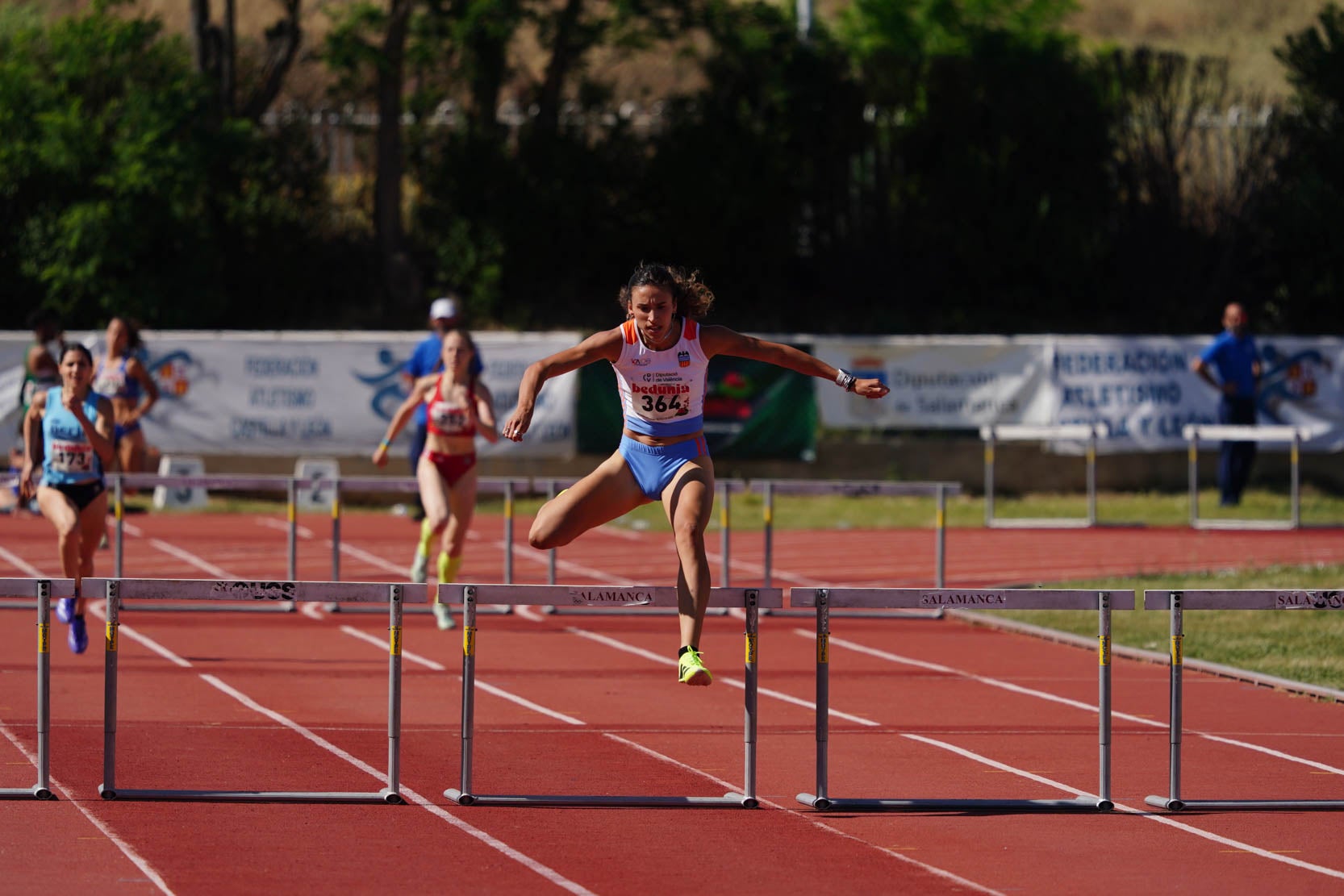 Las mejores imágenes de una gran tarde de atletismo en Las Pistas del Helmántico