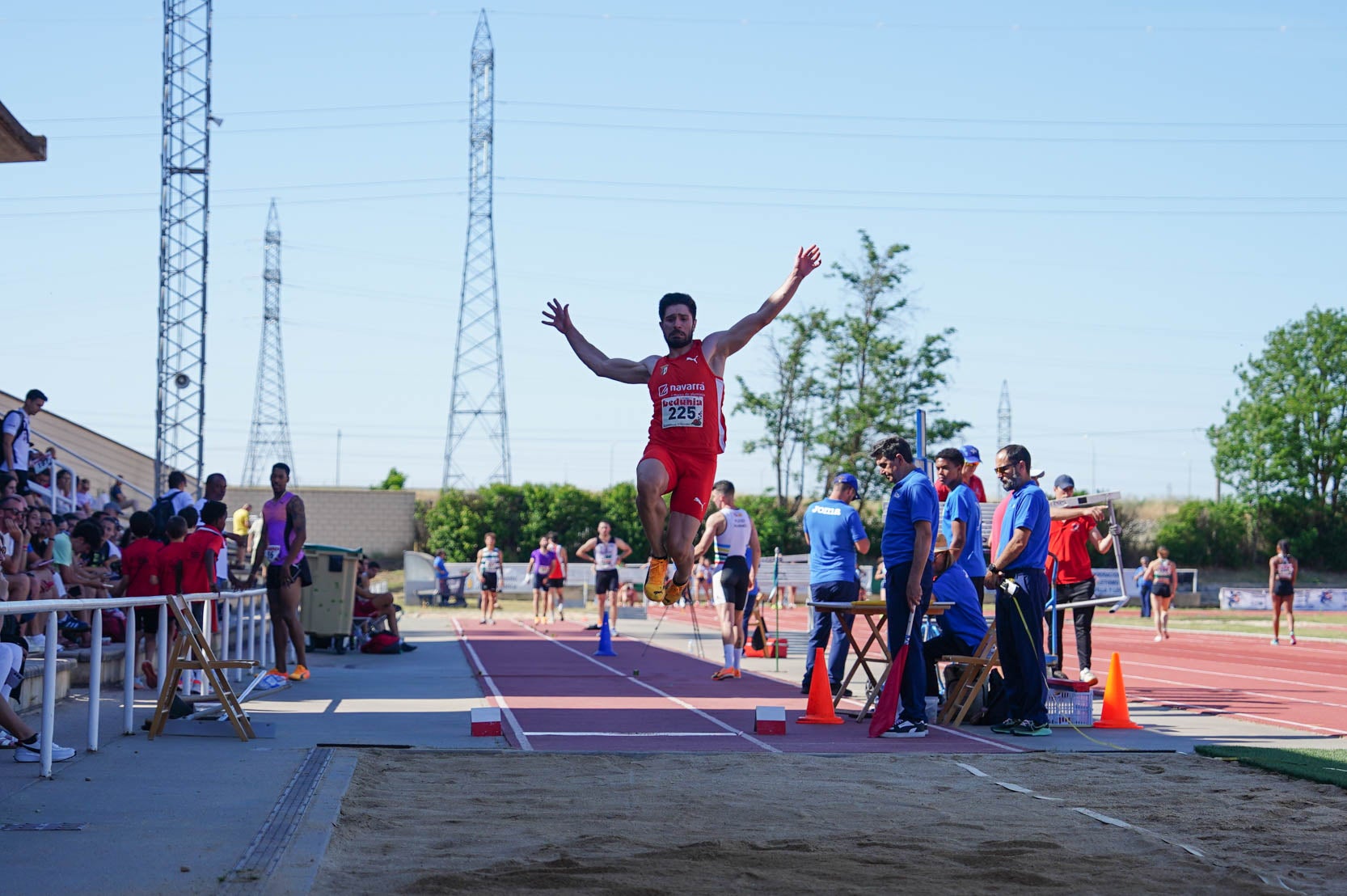 Las mejores imágenes de una gran tarde de atletismo en Las Pistas del Helmántico